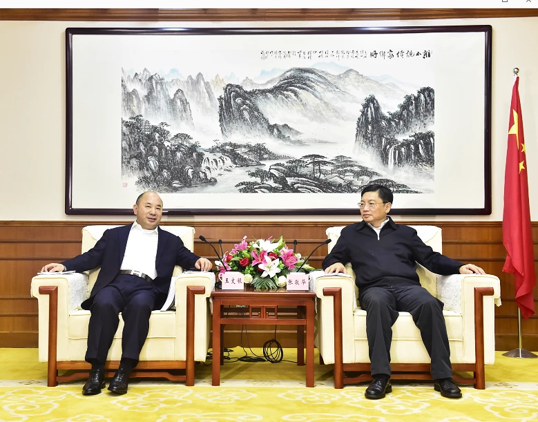 张敬华南京gdp_南京烟(2)